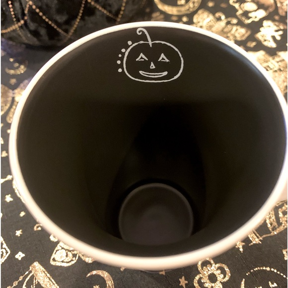 6" Halloween Black White Coffee Mug Trick Or Treat 14Oz Pumpkins 2007 Starbucks - Picture 4 of 5
